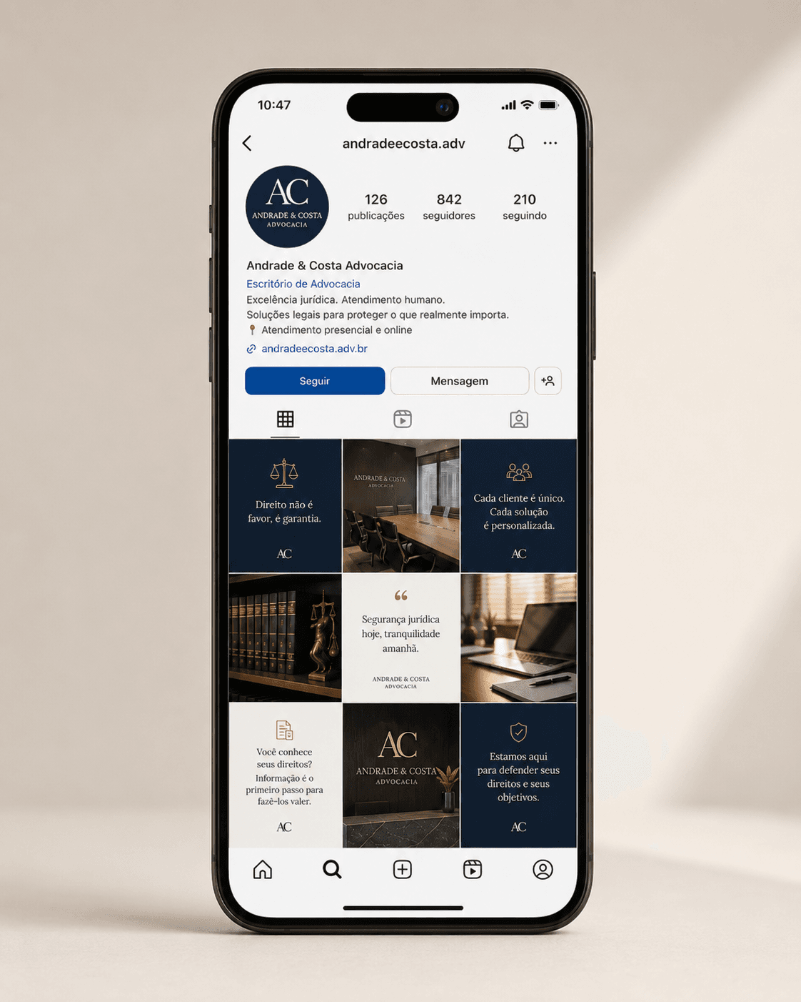 Mockup de feed do Instagram para escritório de advocacia